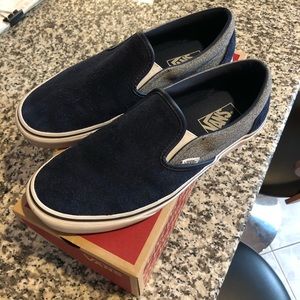 Vans slip on 9